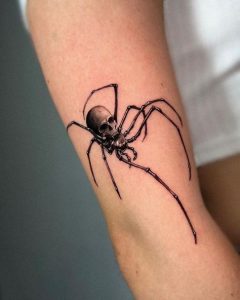 Skull-with-spider-tattoo