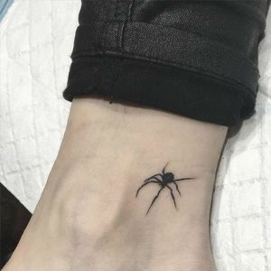 Small-Spider-web-tattoos