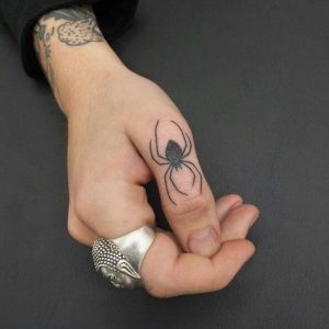 small-hand-spider-tattoo