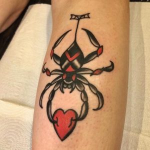 traditional-spider-tattoo-deisgn