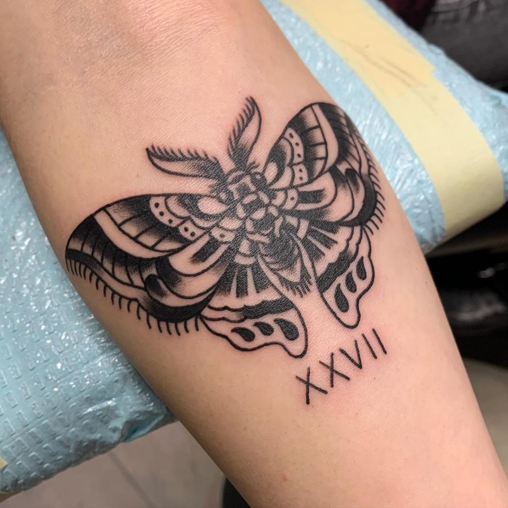 new-arm-neotraditional-moth-tattoo-ideas
