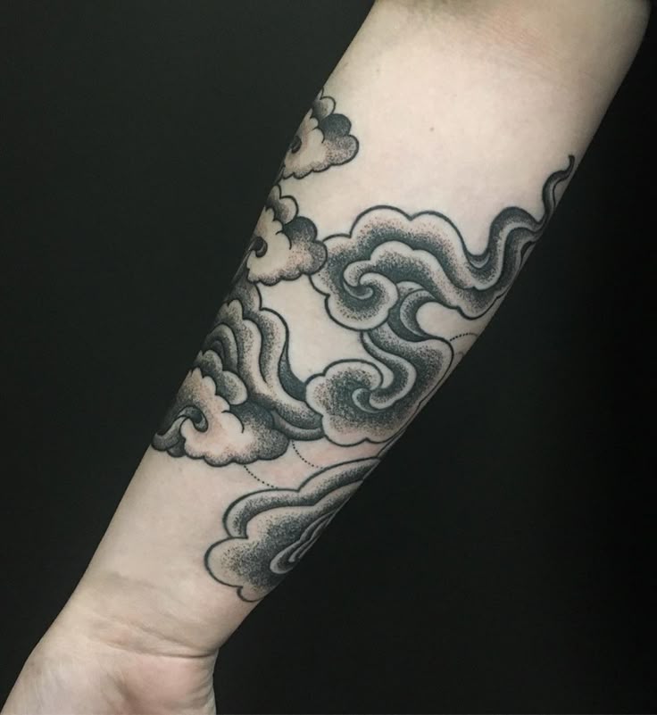 traditional japanese cloud tattoo meaning