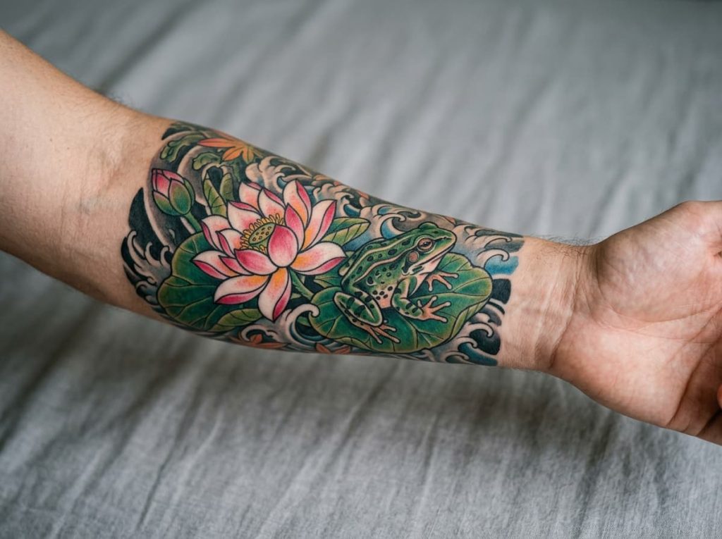 Japanese Frog and Lotus Tattoo Japanese Frog and Lotus Tattoo